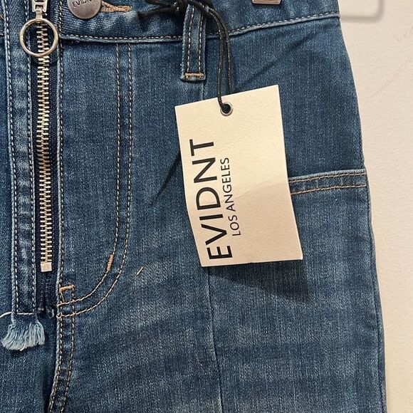NWT EVIDNT Los Angeles Tangier Step Hem Straight Denim Jeans - Size 25 - Picture 3 of 6